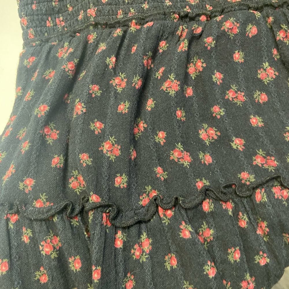 🍀5 for $25🍀American Eagle Black Tiered Skater Skirt w/Miniature Cherry Design - Picture 5 of 5